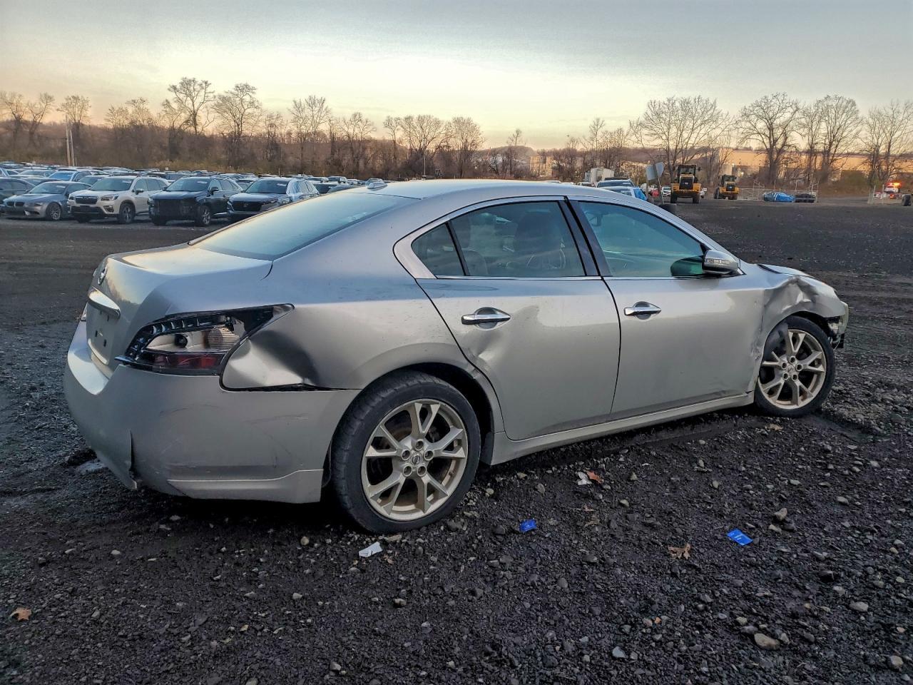 2013 Nissan Maxima S - Image 3
