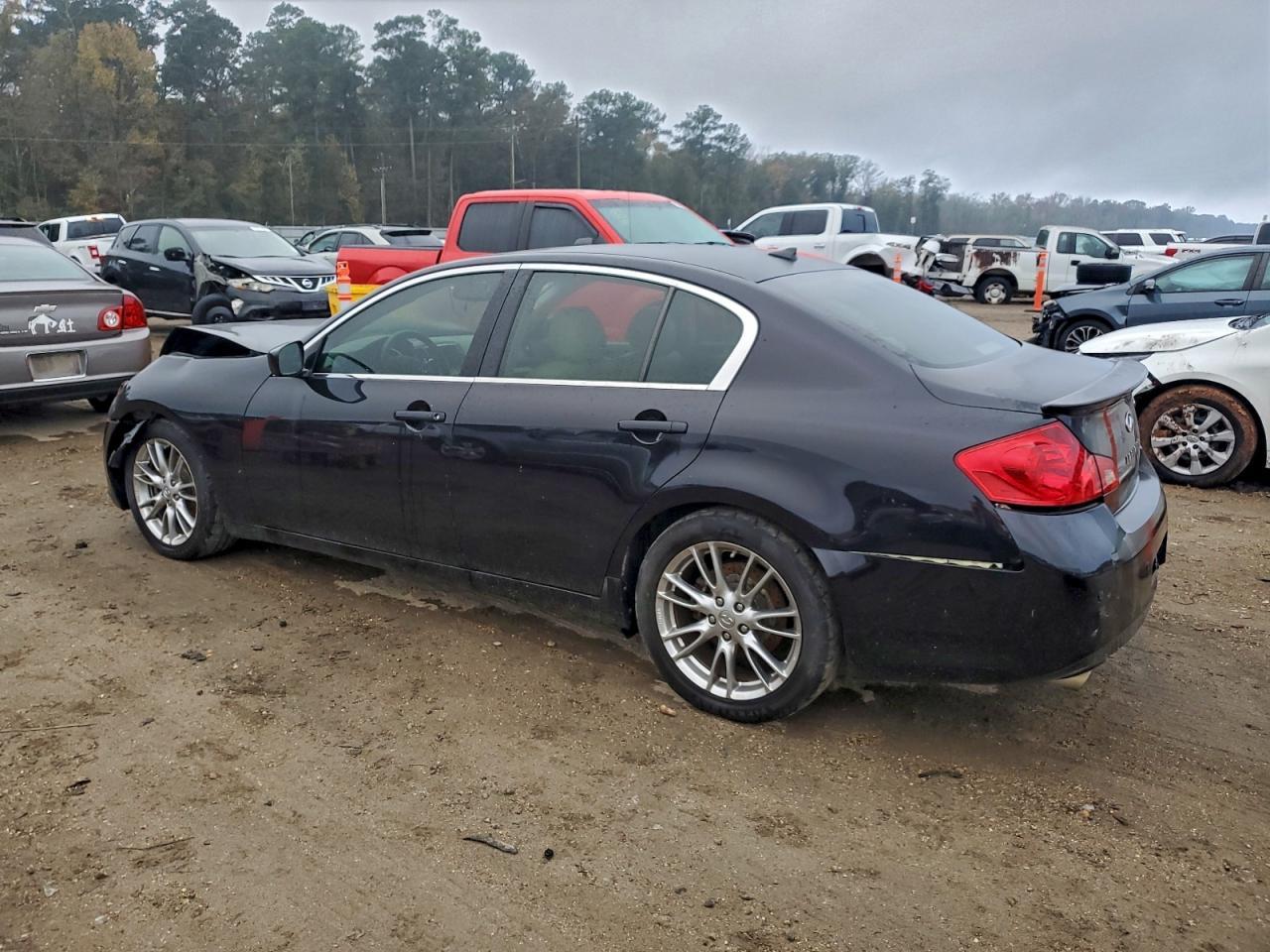 2012 Infiniti G37 Base - Фото 2