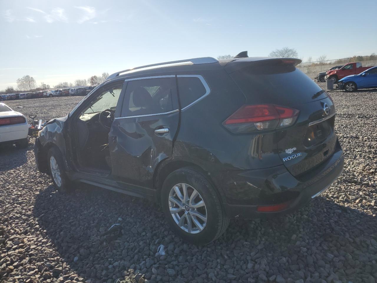 2017 Nissan Rogue S - Фото 2