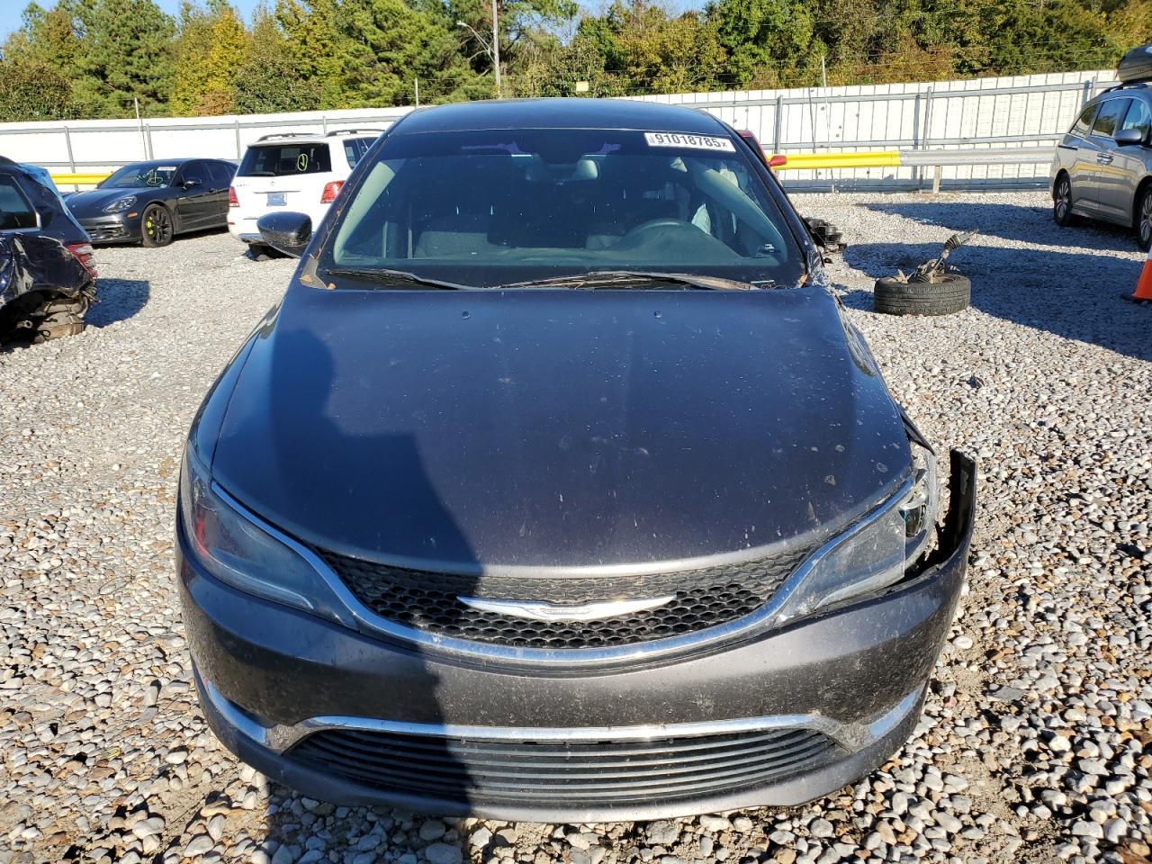 2016 Chrysler 200 Limited - Image 5