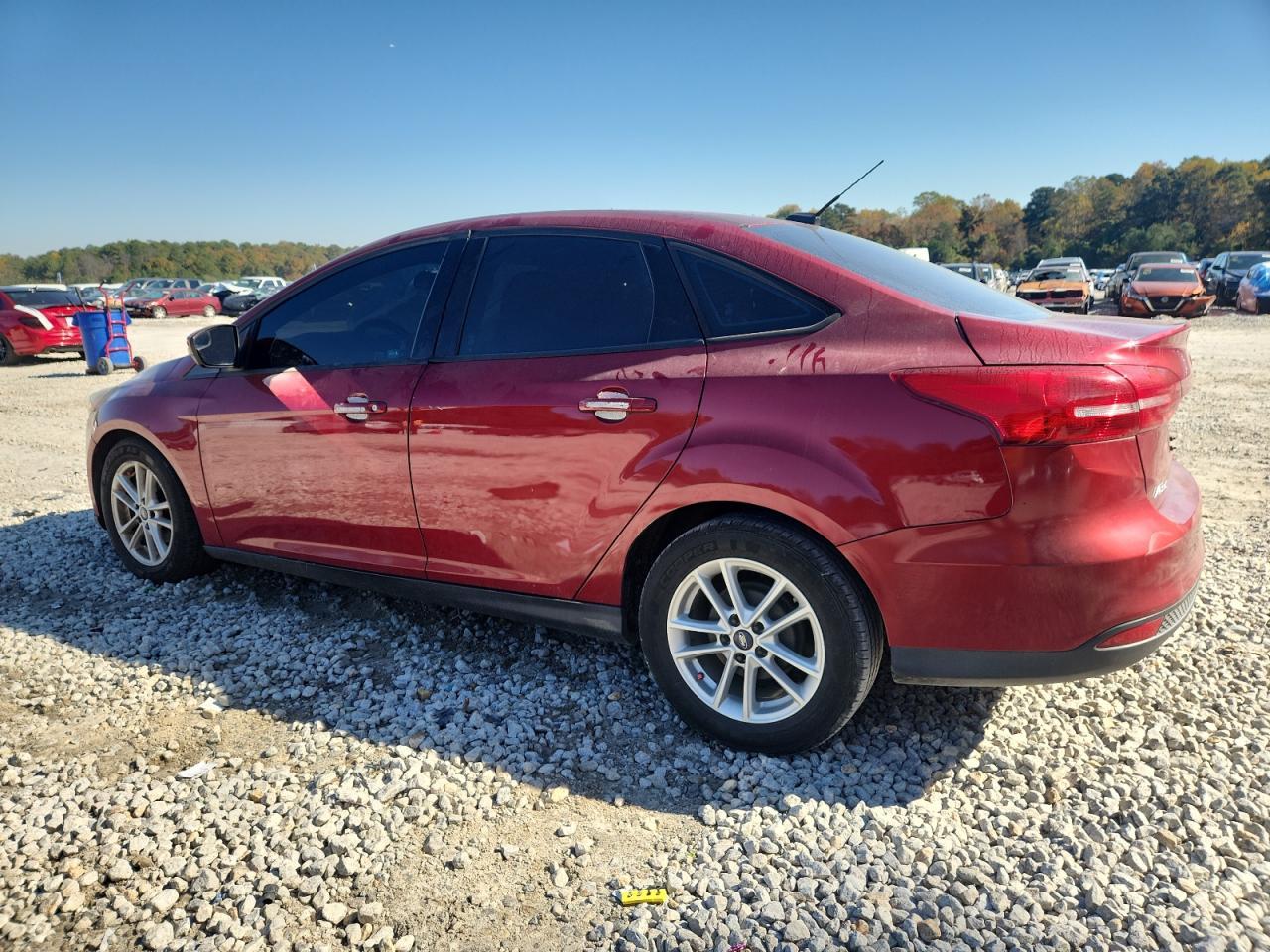 2017 Ford Focus Se - Image 2