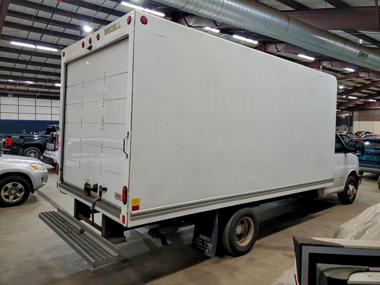 2022 Chevrolet Express G3500 - Image 3