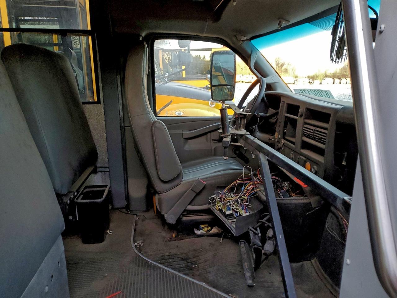 2016 Collins Bantam G3500 - School Bus - Image 5