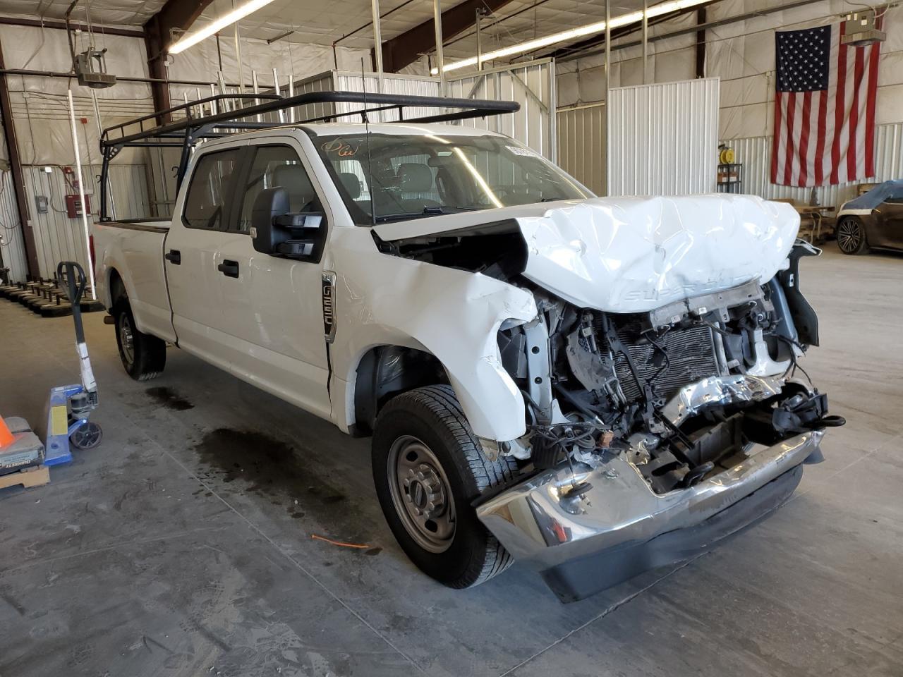 2022 Ford F250 Super Duty - Фото 4