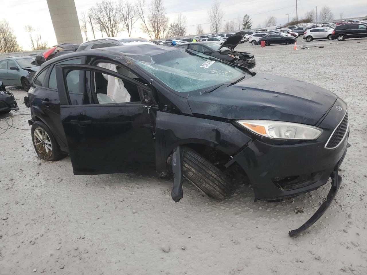 2017 Ford Focus Se - Image 4