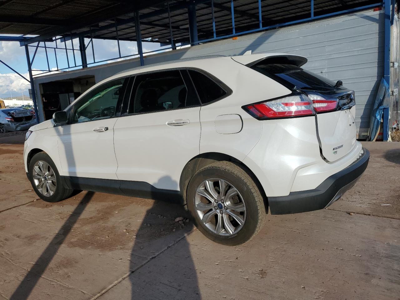 2019 Ford Edge Titanium - Фото 2