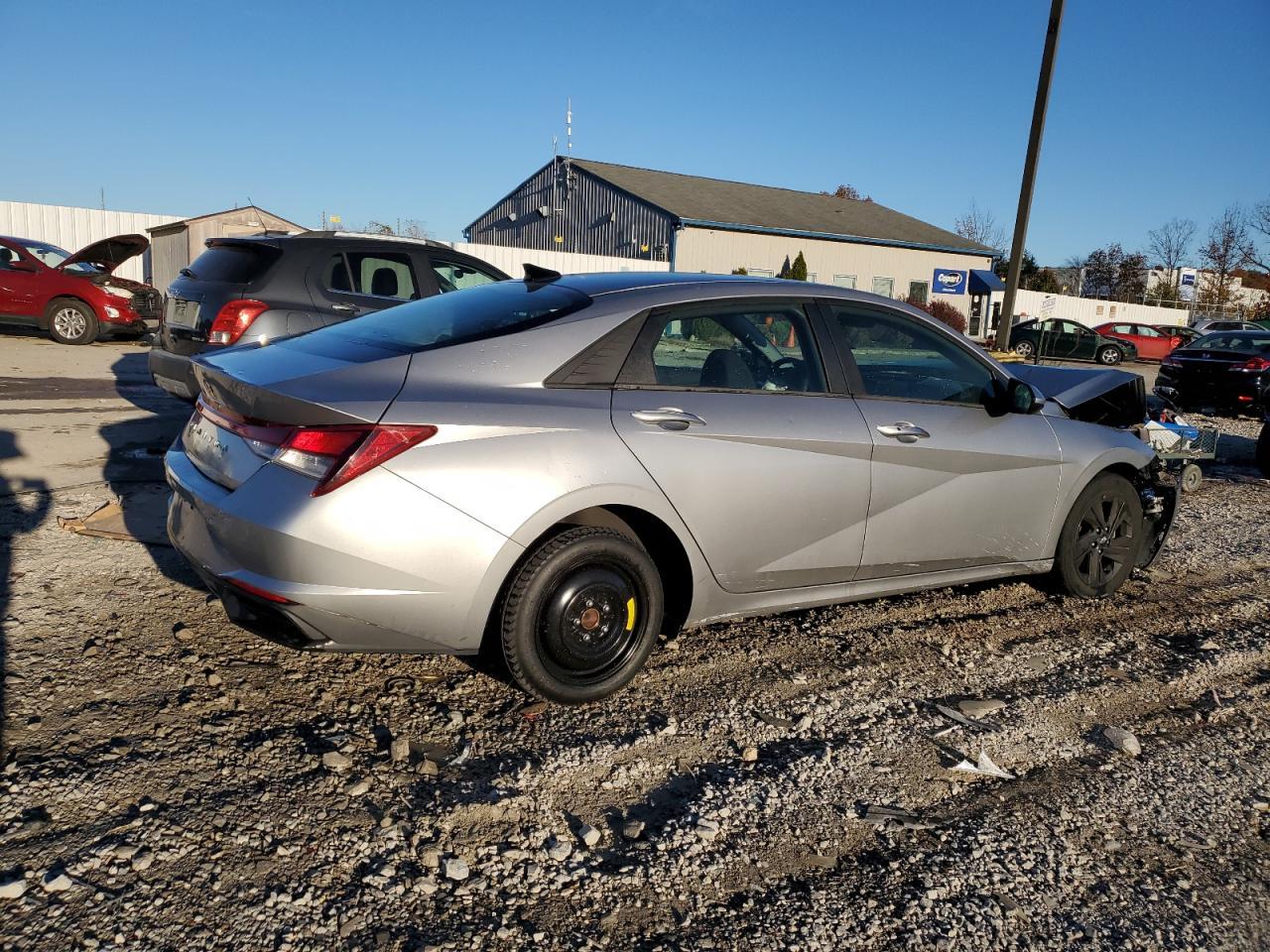 2021 Hyundai Elantra Sel - Фото 3