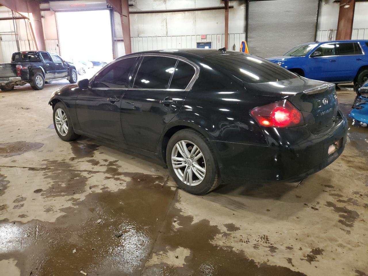 2011 Infiniti G37 - Image 2