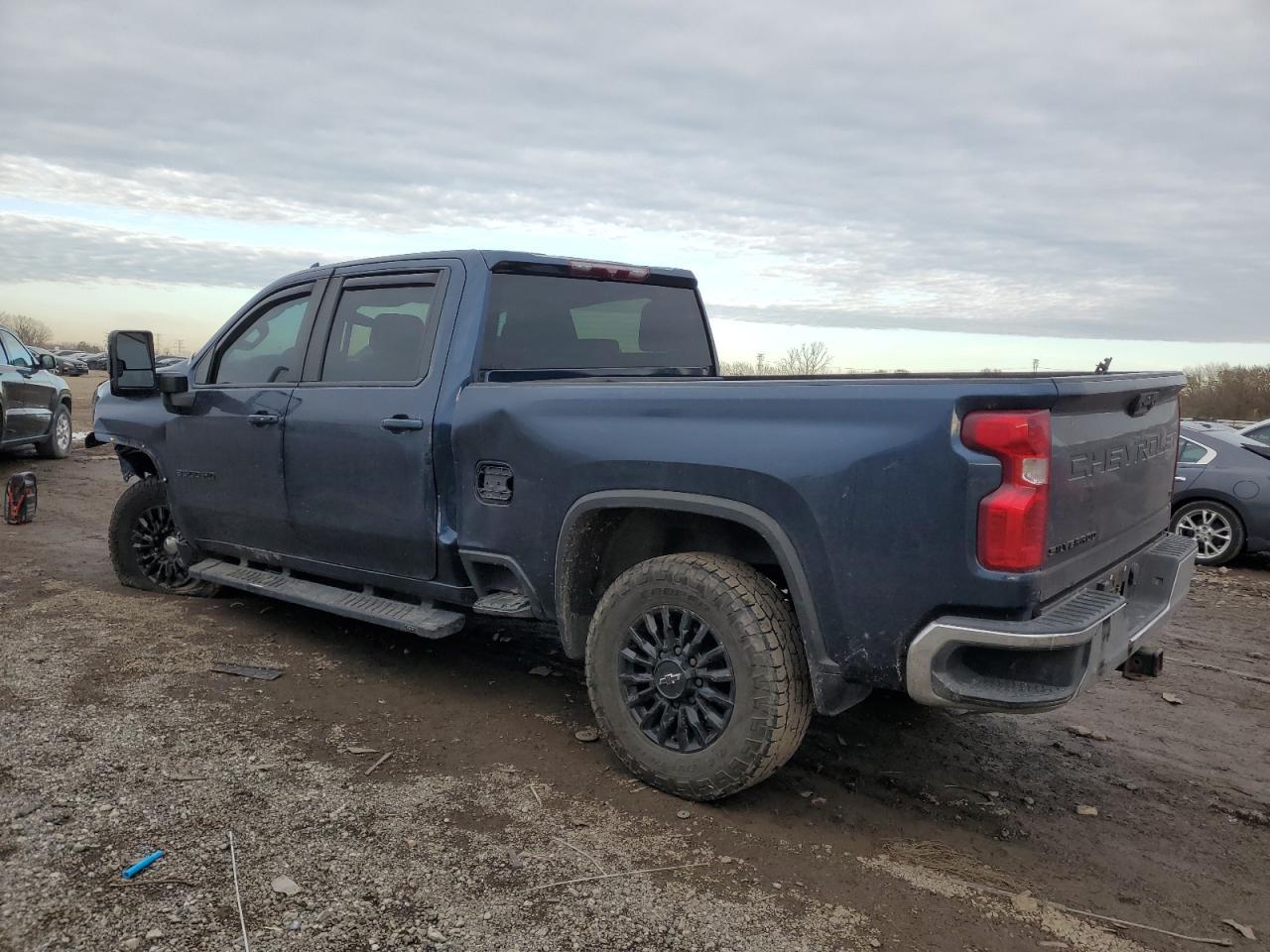 2022 Chevrolet Silverado K3500 Lt - Фото 2
