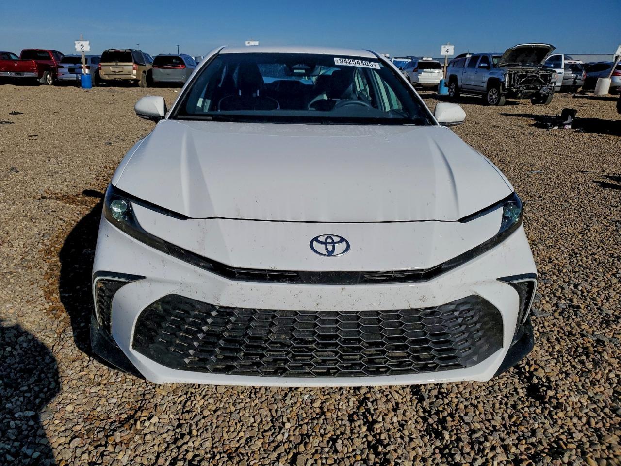 2025 Toyota Camry Se - Фото 5