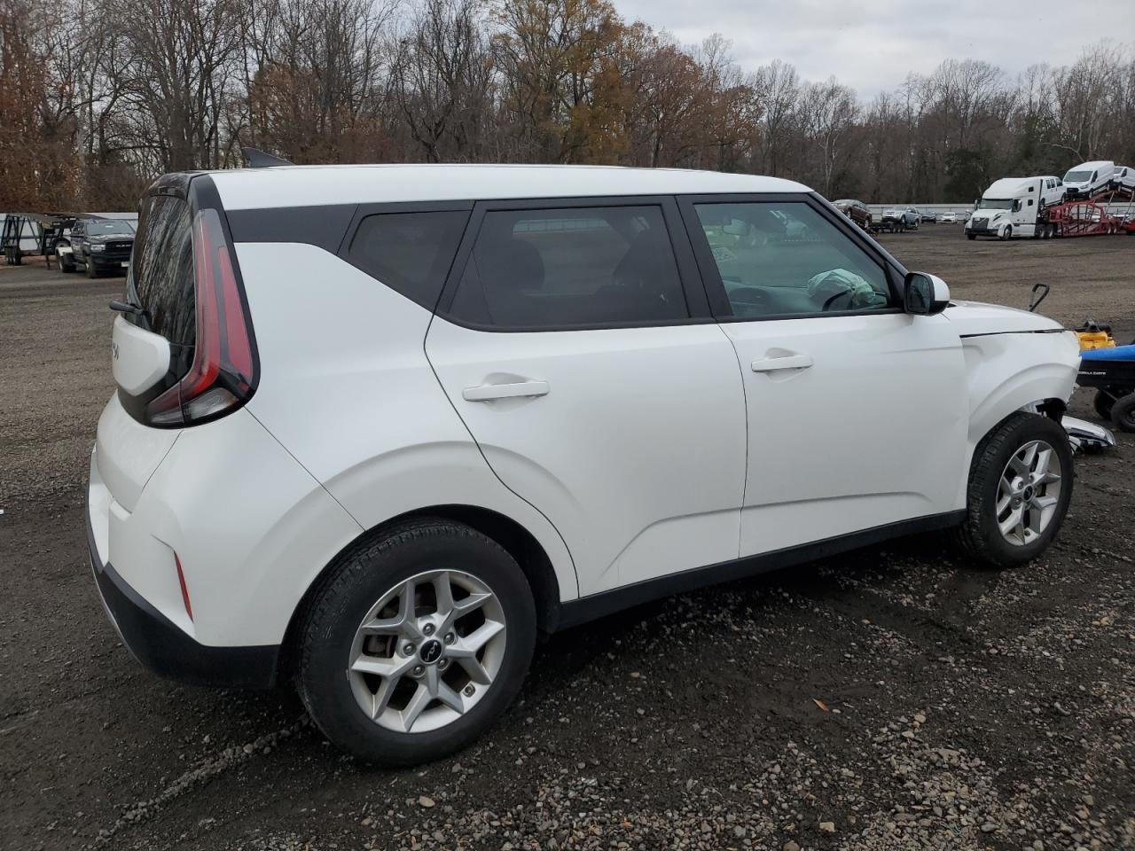 2023 Kia Soul Lx - Фото 3