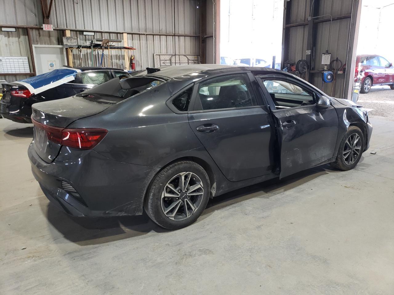 2024 Kia Forte Lx - Image 3