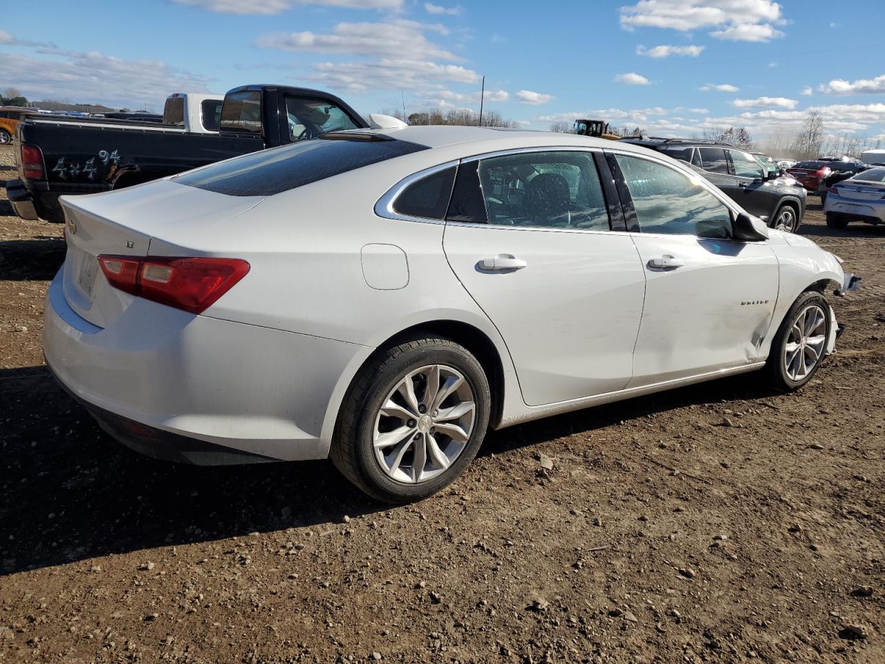 2023 Chevrolet Malibu Lt - Фото 3
