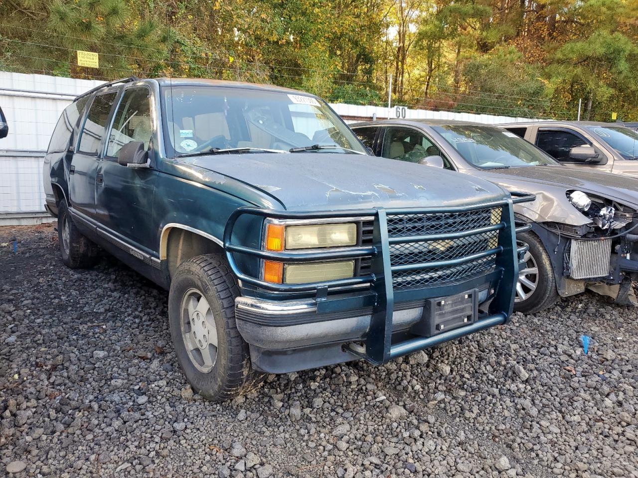 1992 Chevrolet Suburban K1500 - Image 4