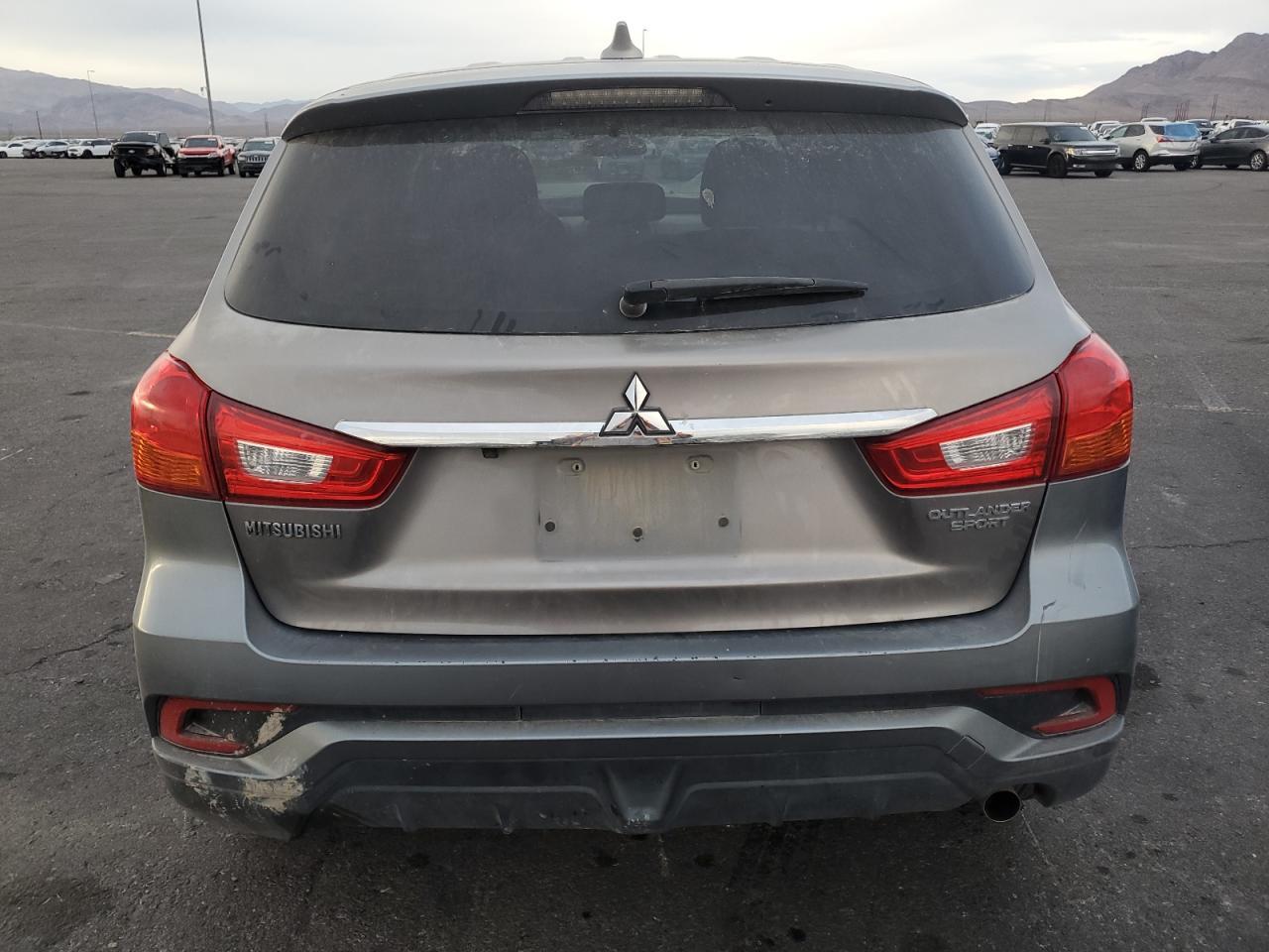 2019 Mitsubishi Outlander Sport Es - Image 6
