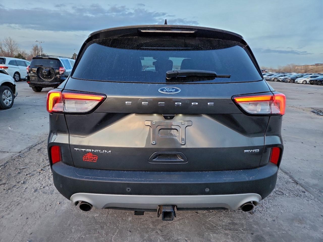 2020 Ford Escape Titanium - Image 6