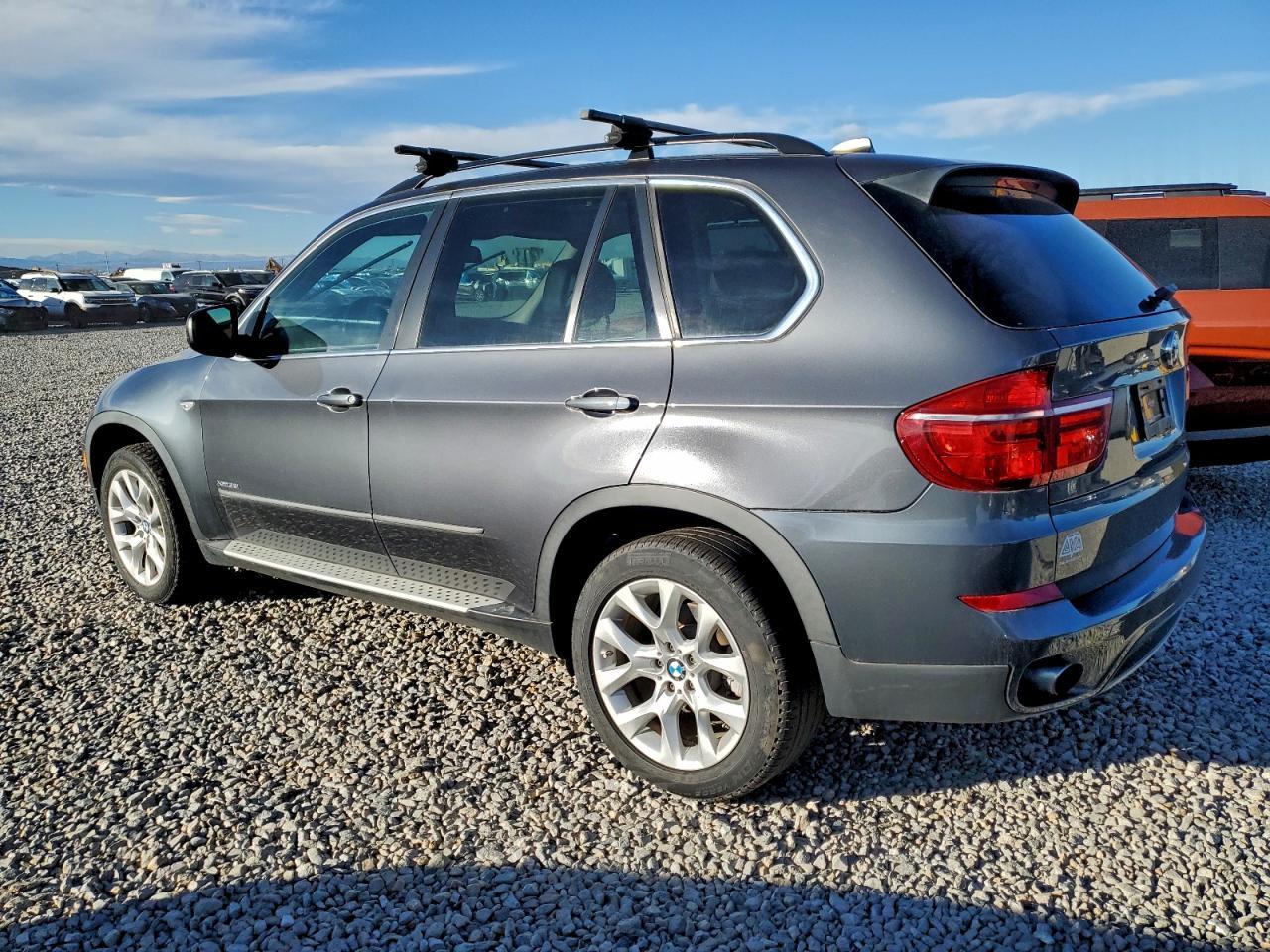 2013 BMW X5 xDrive35I - Image 2