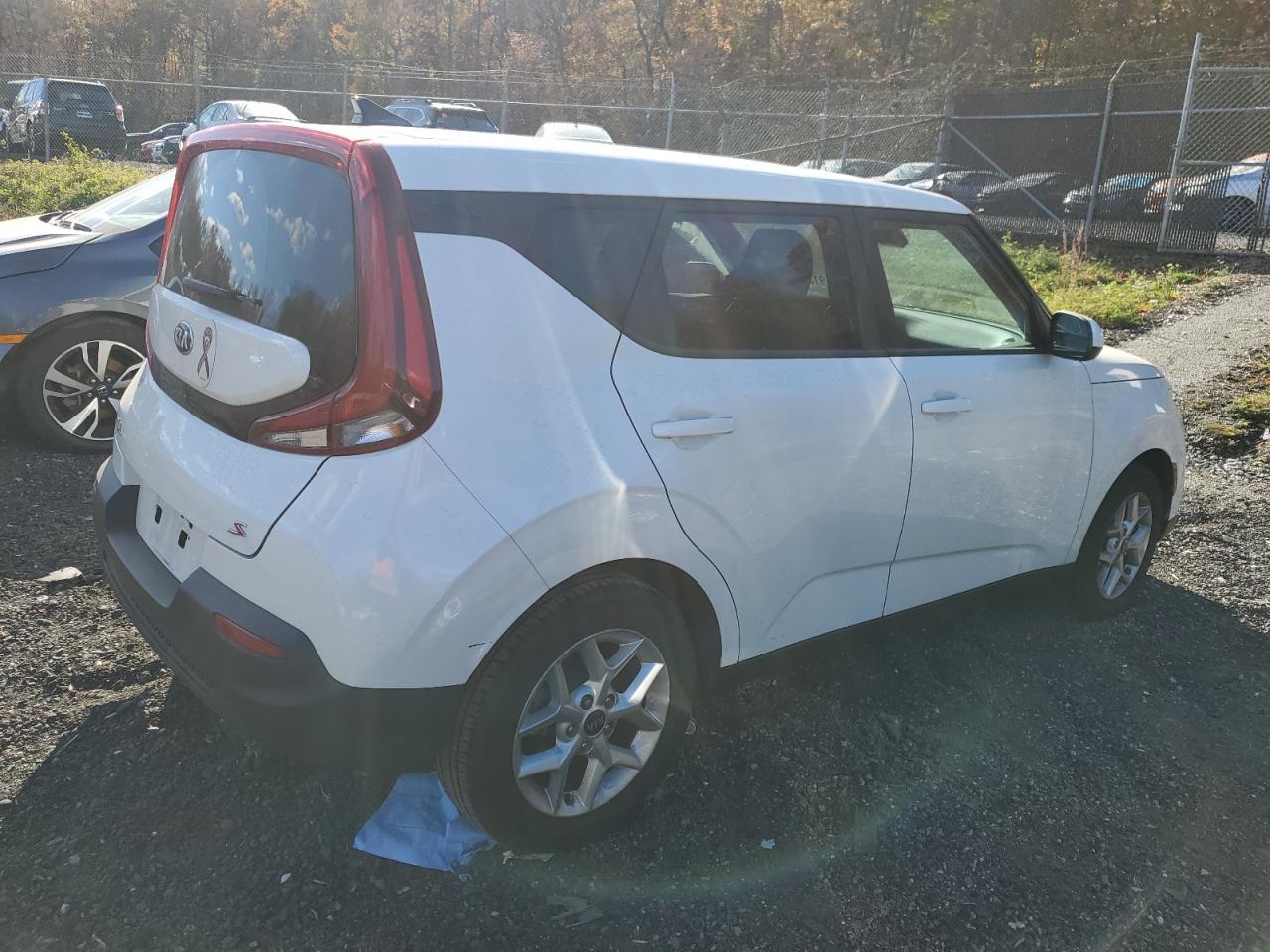 2021 Kia Soul Lx - Image 3