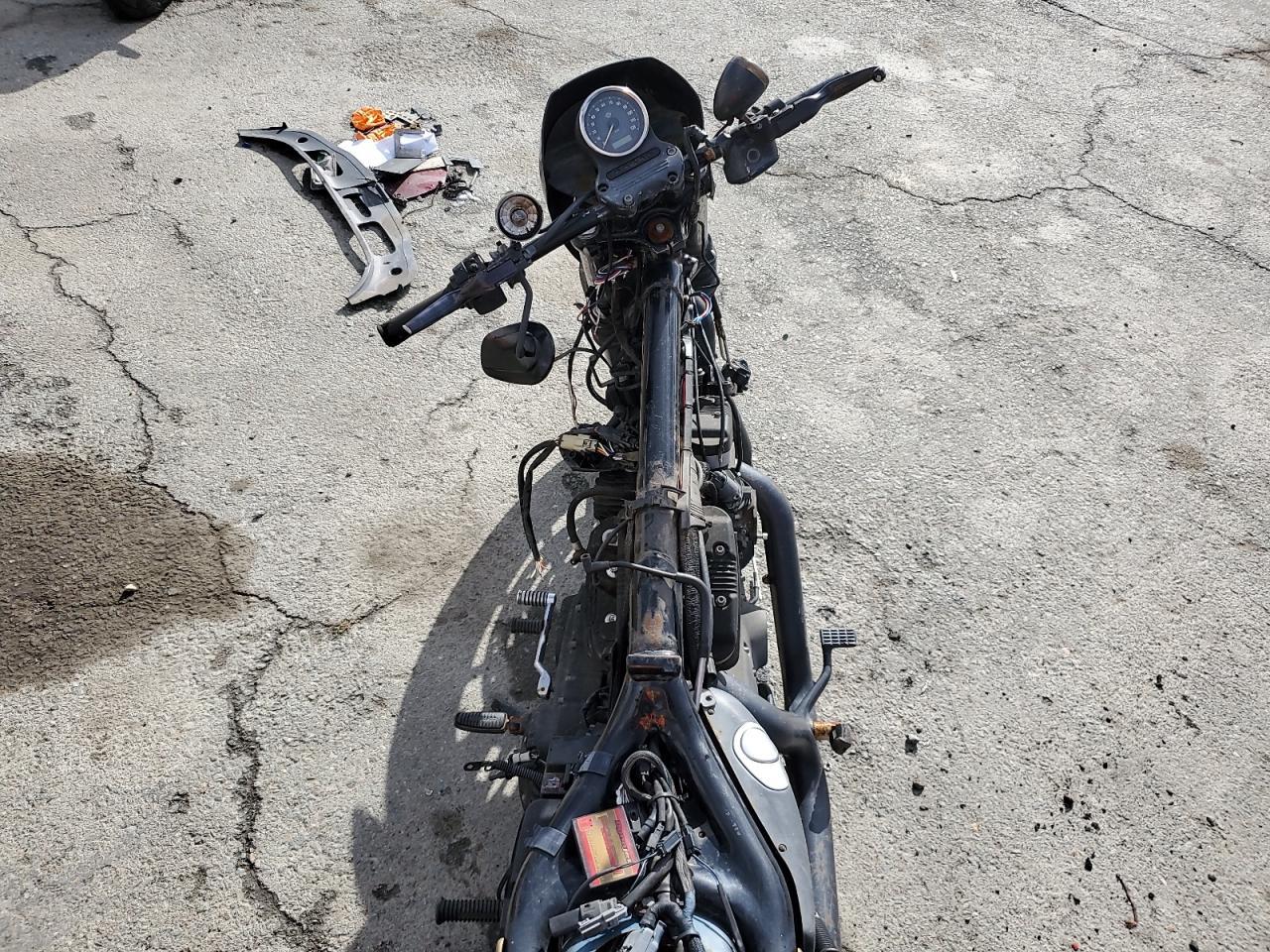2009 Harley-Davidson Xl883 N - Фото 6