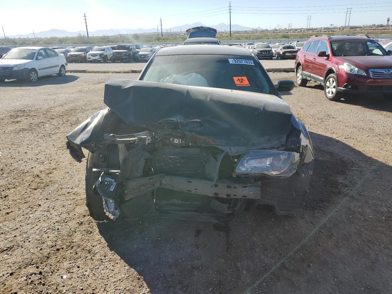 2019 Chrysler 300 Touring - Image 5