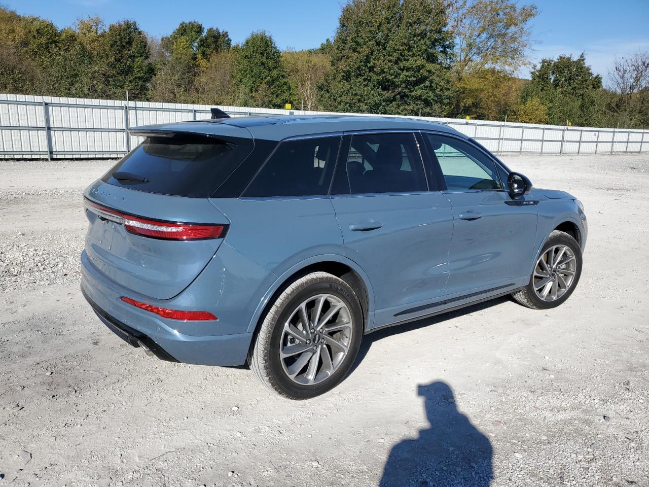 2024 Lincoln Corsair Grand Touring - Image 3