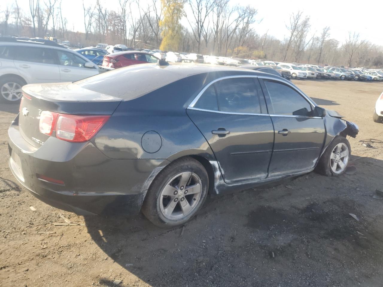 2014 Chevrolet Malibu Ls - Image 3