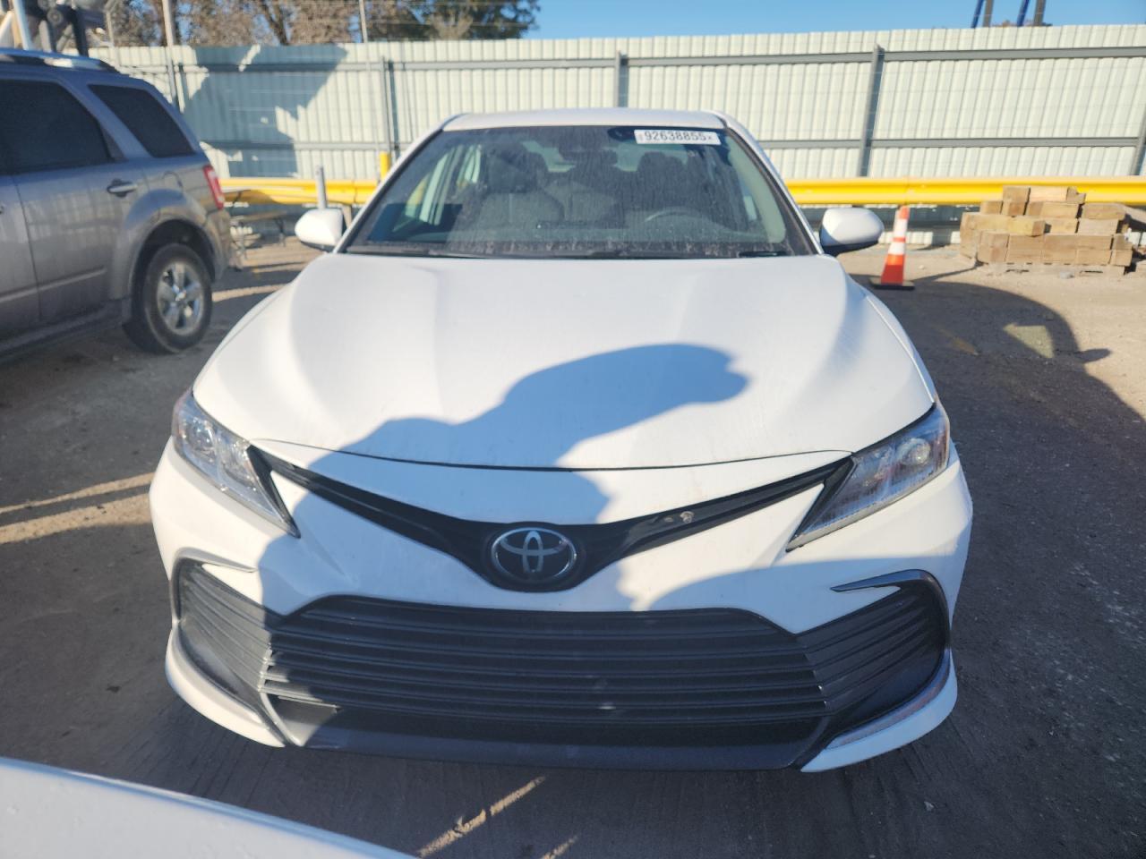 2023 Toyota Camry Le - Фото 5