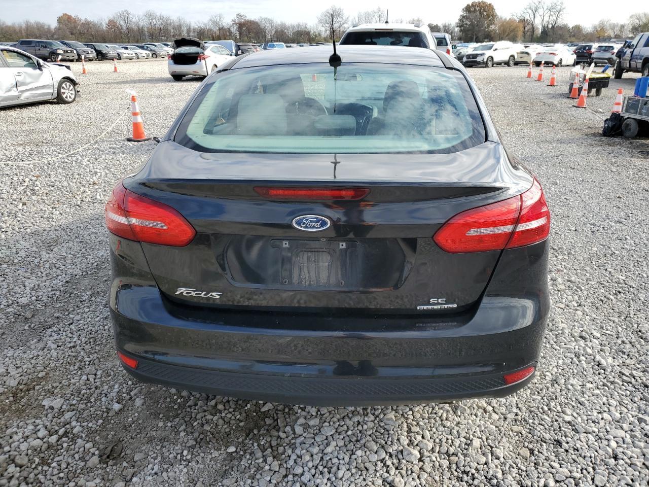 2015 Ford Focus Se - Фото 6