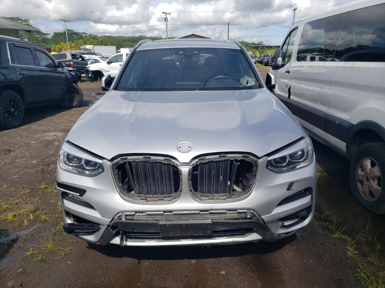 2021 BMW X3 xDrive30E - Фото 5
