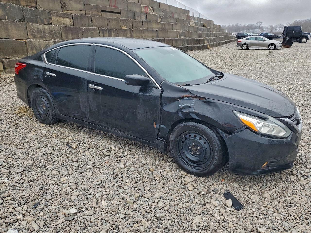 2016 Nissan Altima 2.5 - Image 4