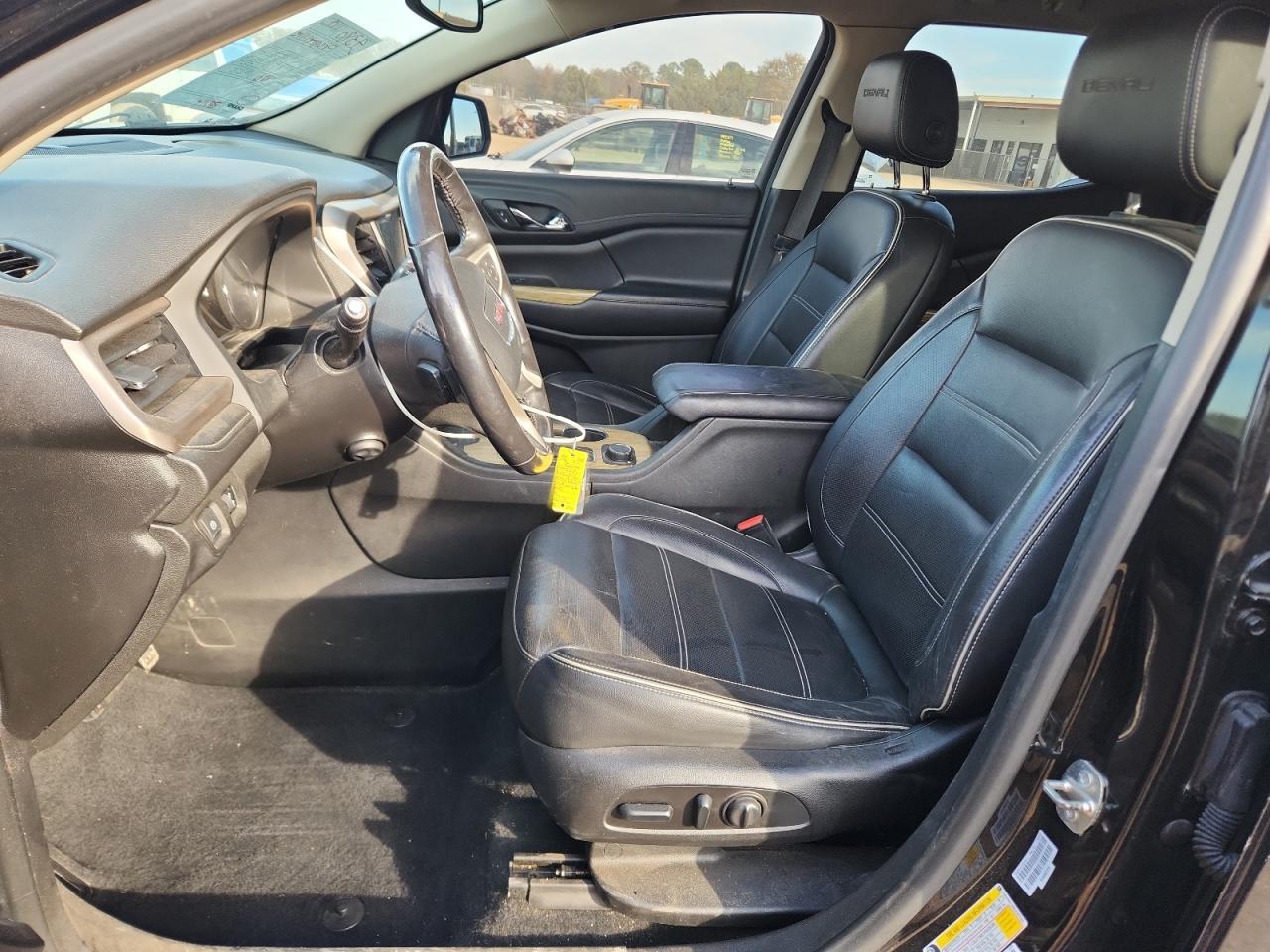 2019 GMC Acadia Denali - Image 7