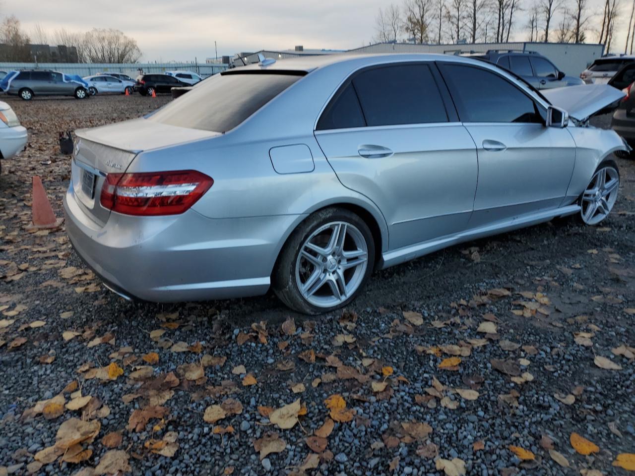 2011 Mercedes-Benz E 350 4Matic - Image 3