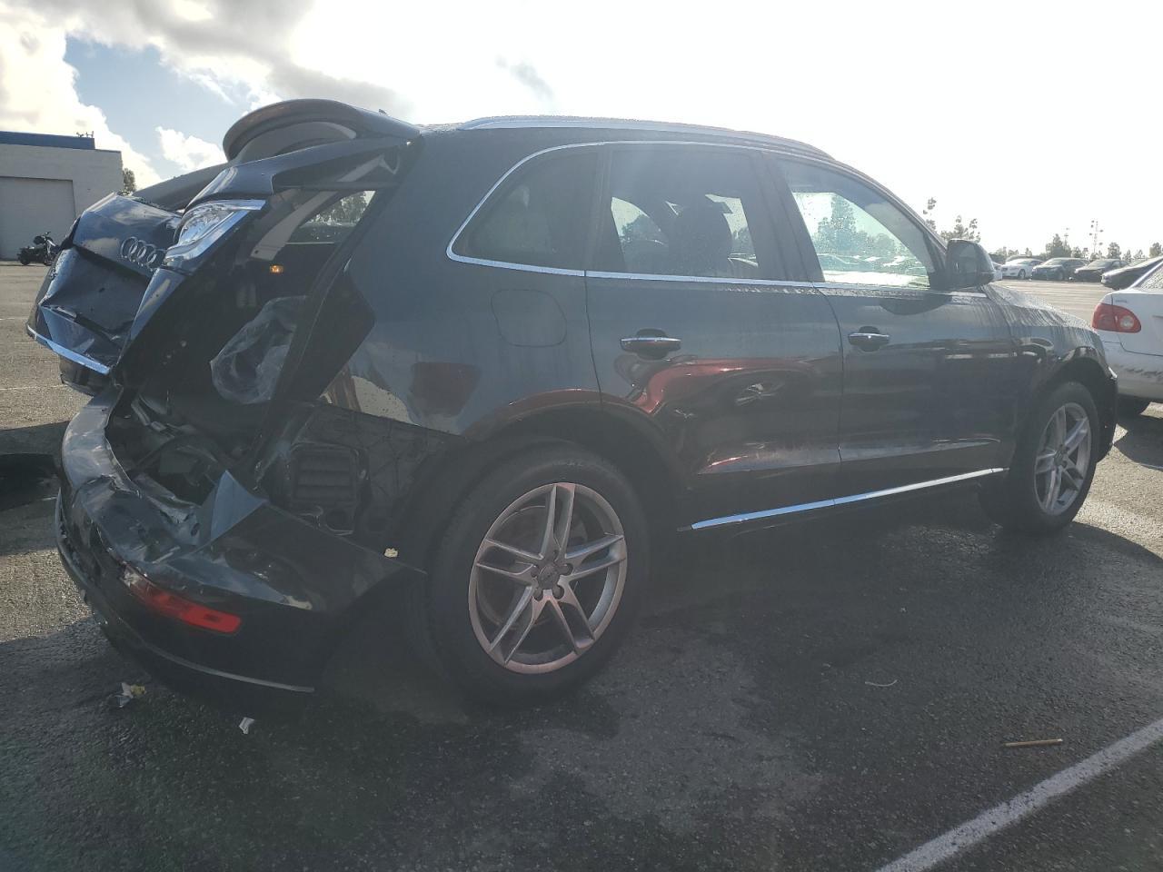 2015 Audi Q5 Premium - Image 3