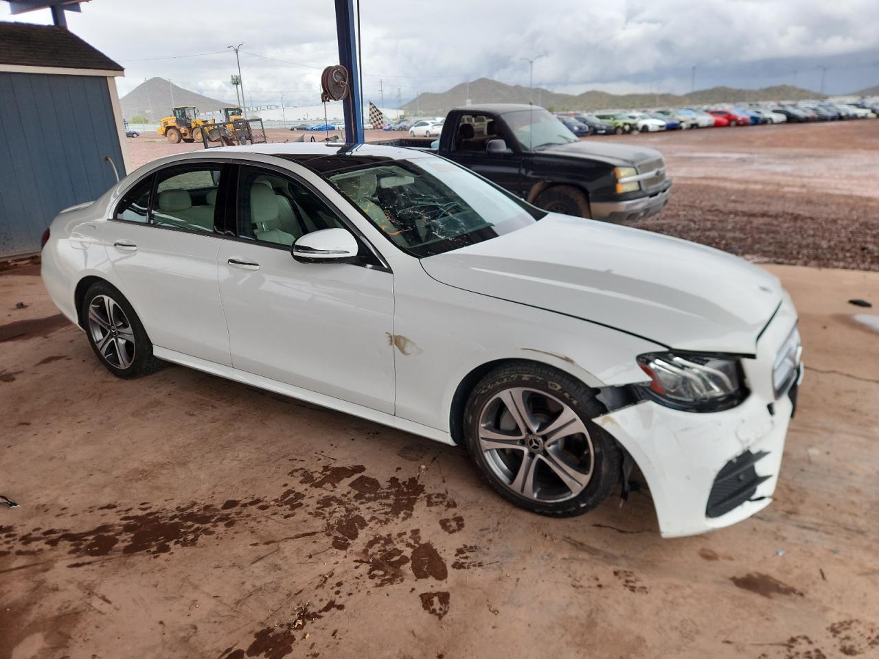 2020 Mercedes-Benz E 350 - Фото 4