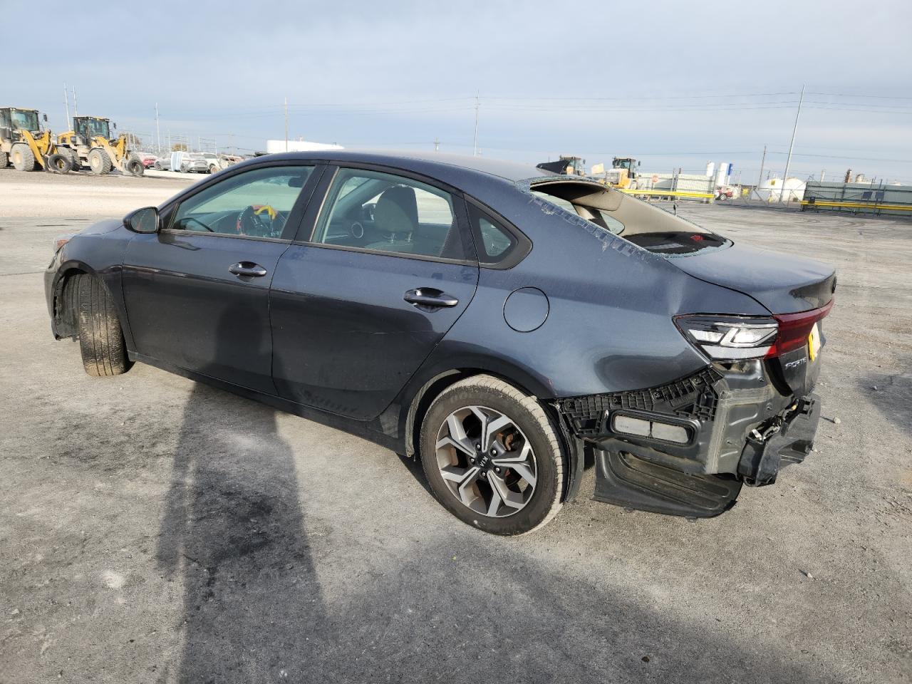 2021 Kia Forte Fe - Фото 2