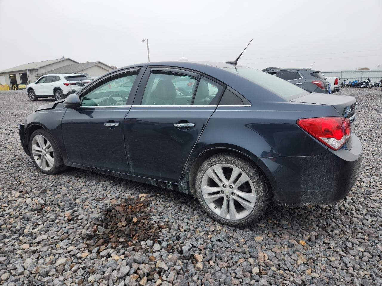 2014 Chevrolet Cruze Ltz - Image 2
