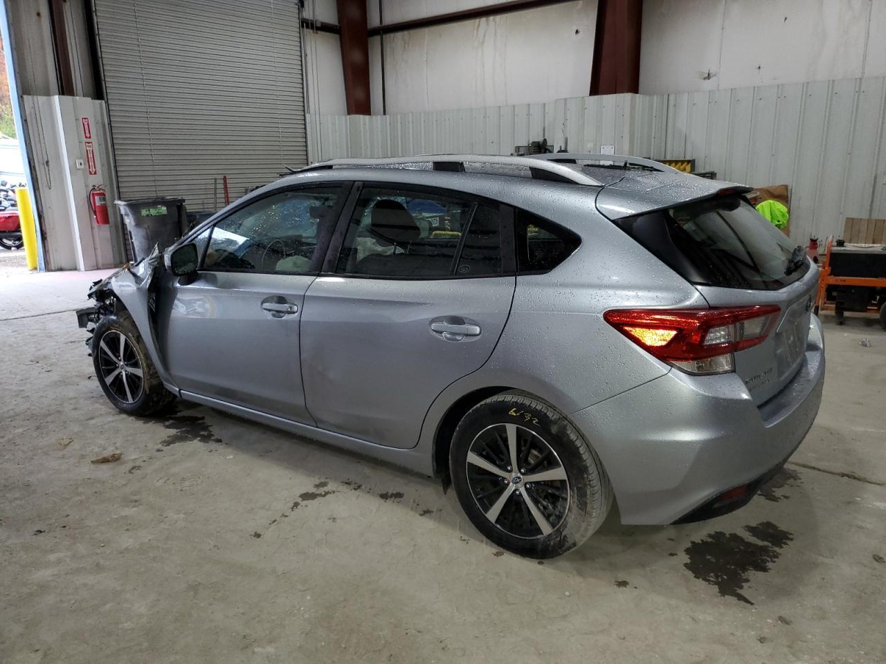 2020 Subaru Impreza Premium - Фото 2