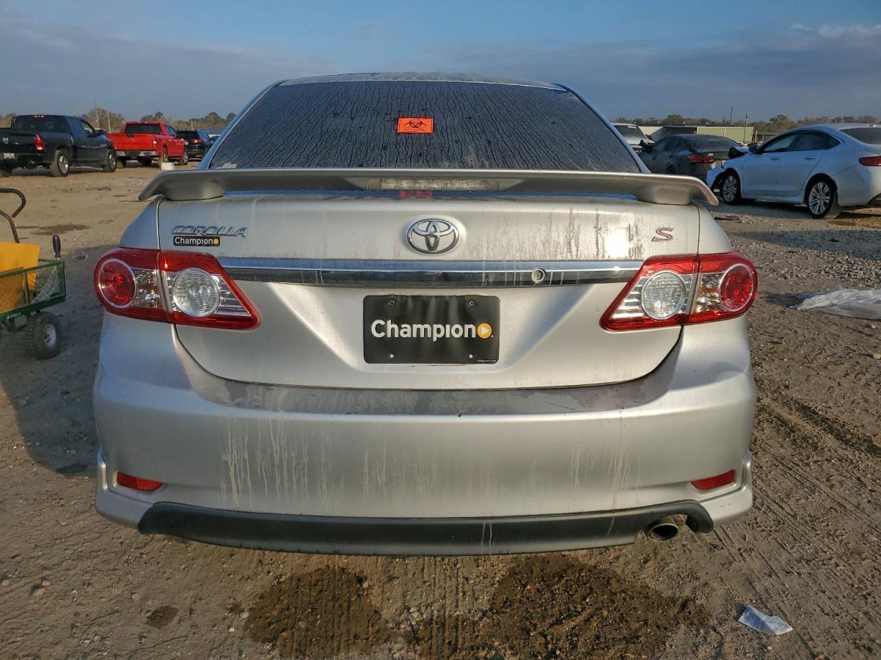 2012 Toyota Corolla Base - Image 6