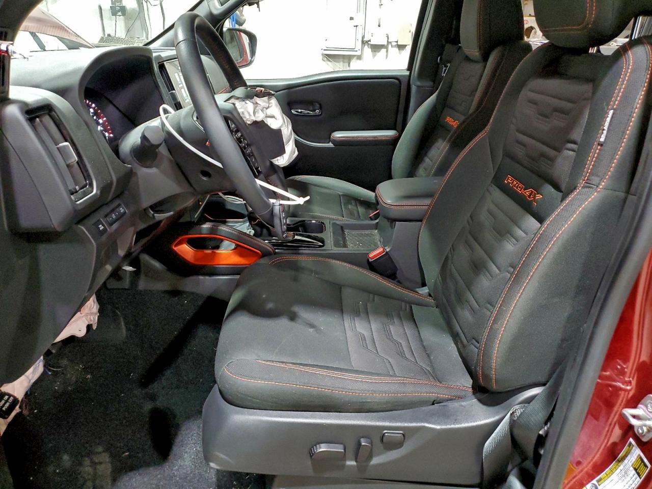 2025 Nissan Frontier S - Фото 7