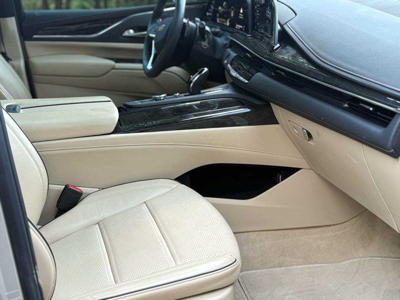 2024 Cadillac Escalade Premium Luxury - Фото 5