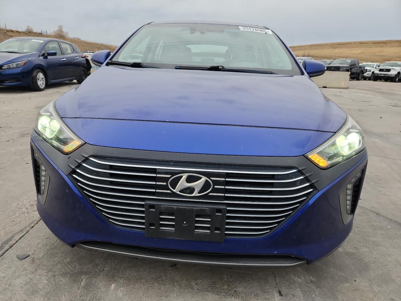 2019 Hyundai Ioniq Limited - Image 5