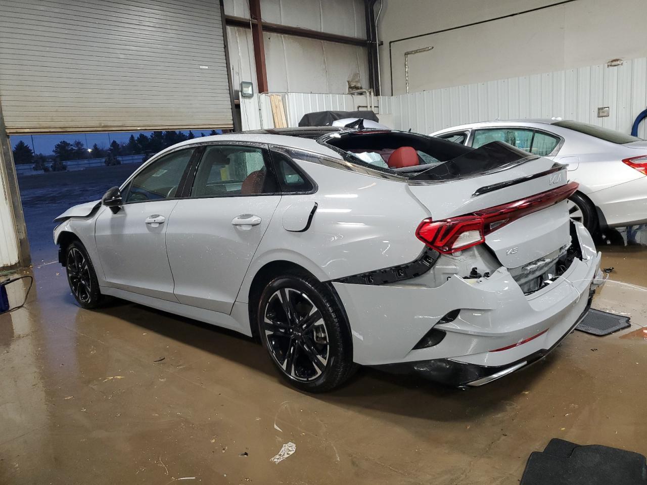 2024 Kia K5 Gt Line - Image 2