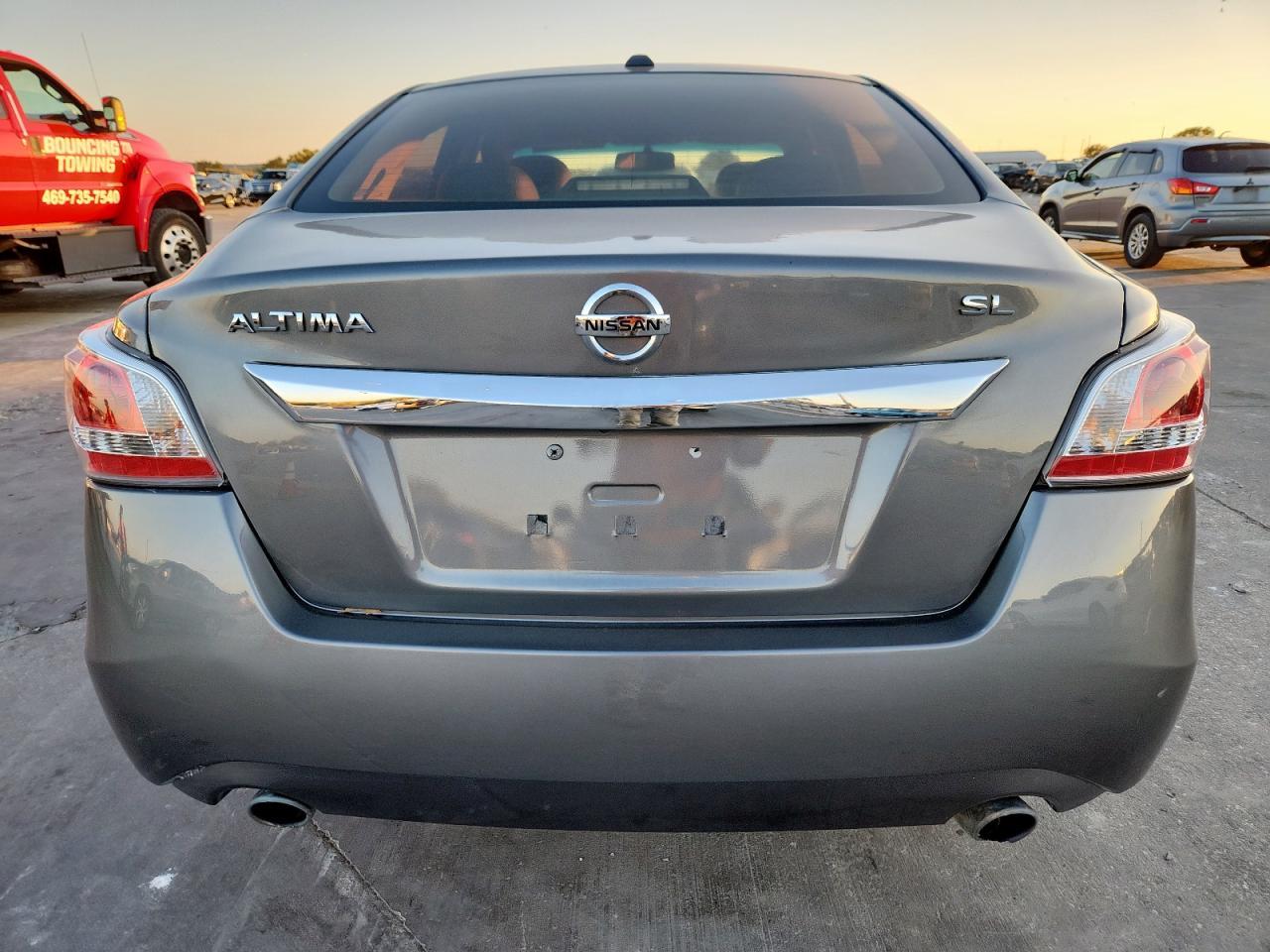 2015 Nissan Altima 2.5 - Image 6
