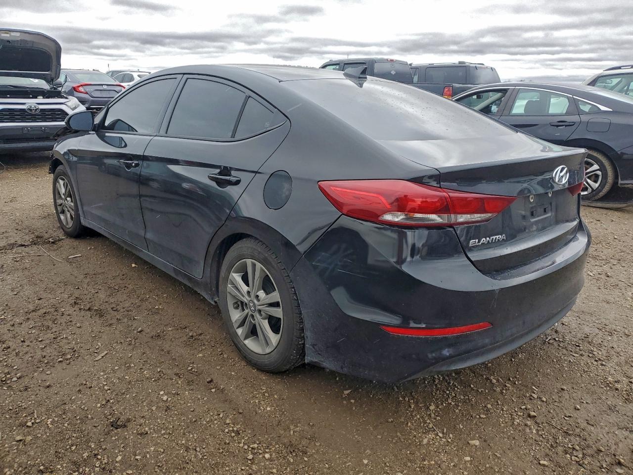 2017 Hyundai Elantra Value Edition - Фото 2