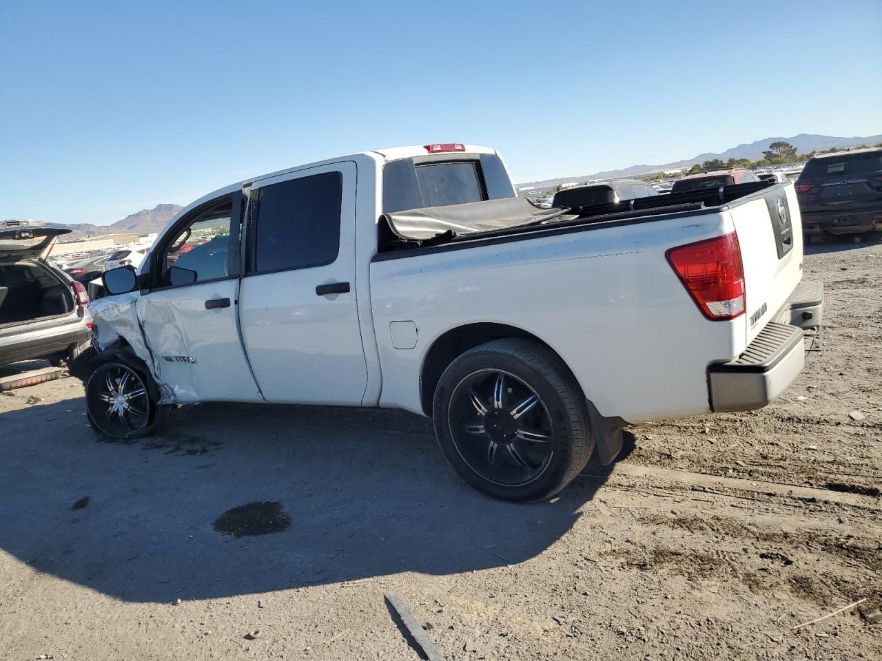 2008 Nissan Titan Xe - Фото 2