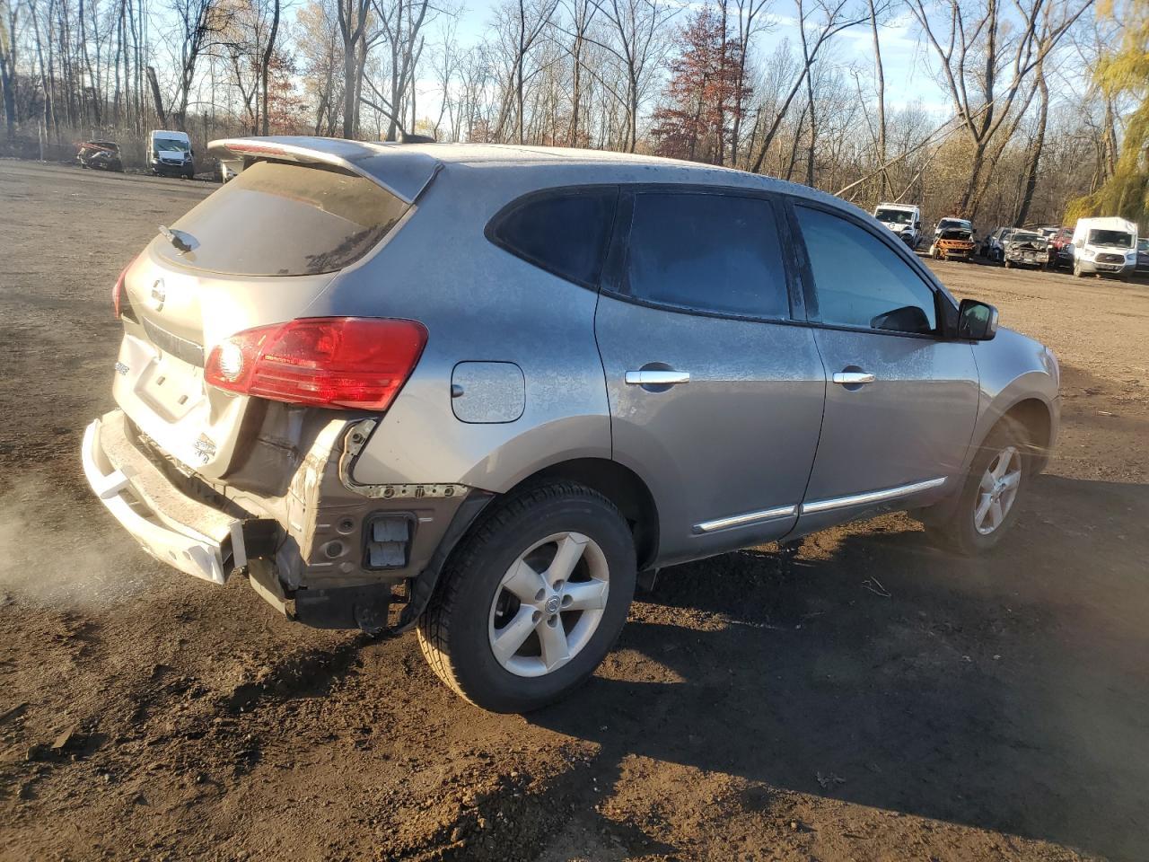 2013 Nissan Rogue S - Фото 3