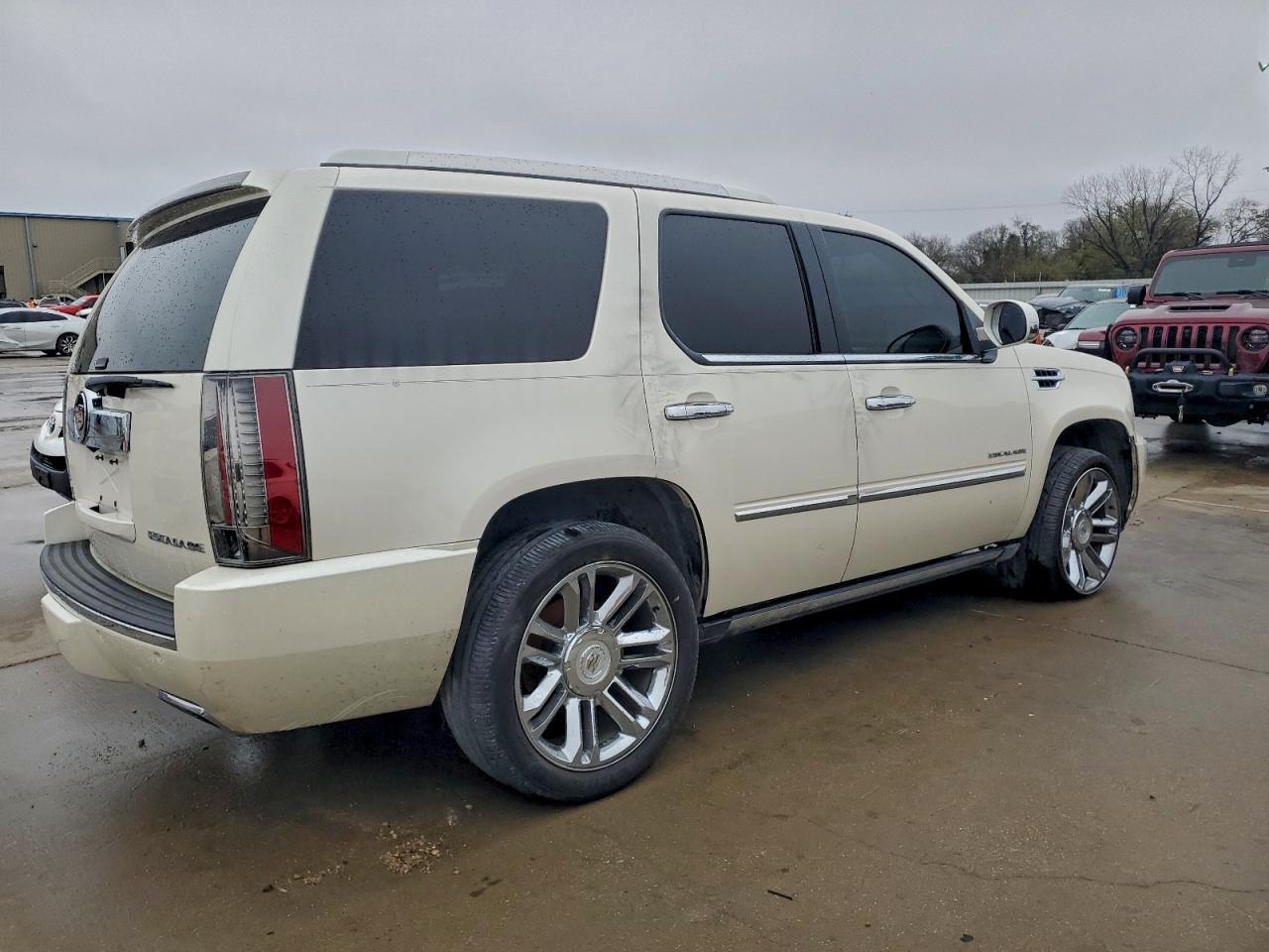2013 Cadillac Escalade Platinum - Фото 3