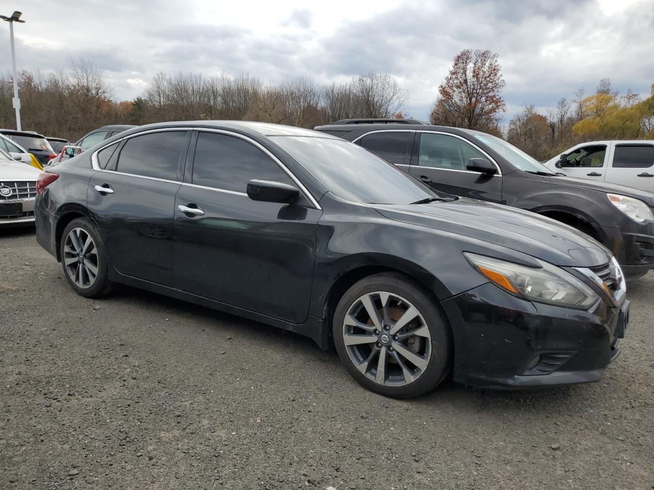 2017 Nissan Altima 2.5 - Фото 4