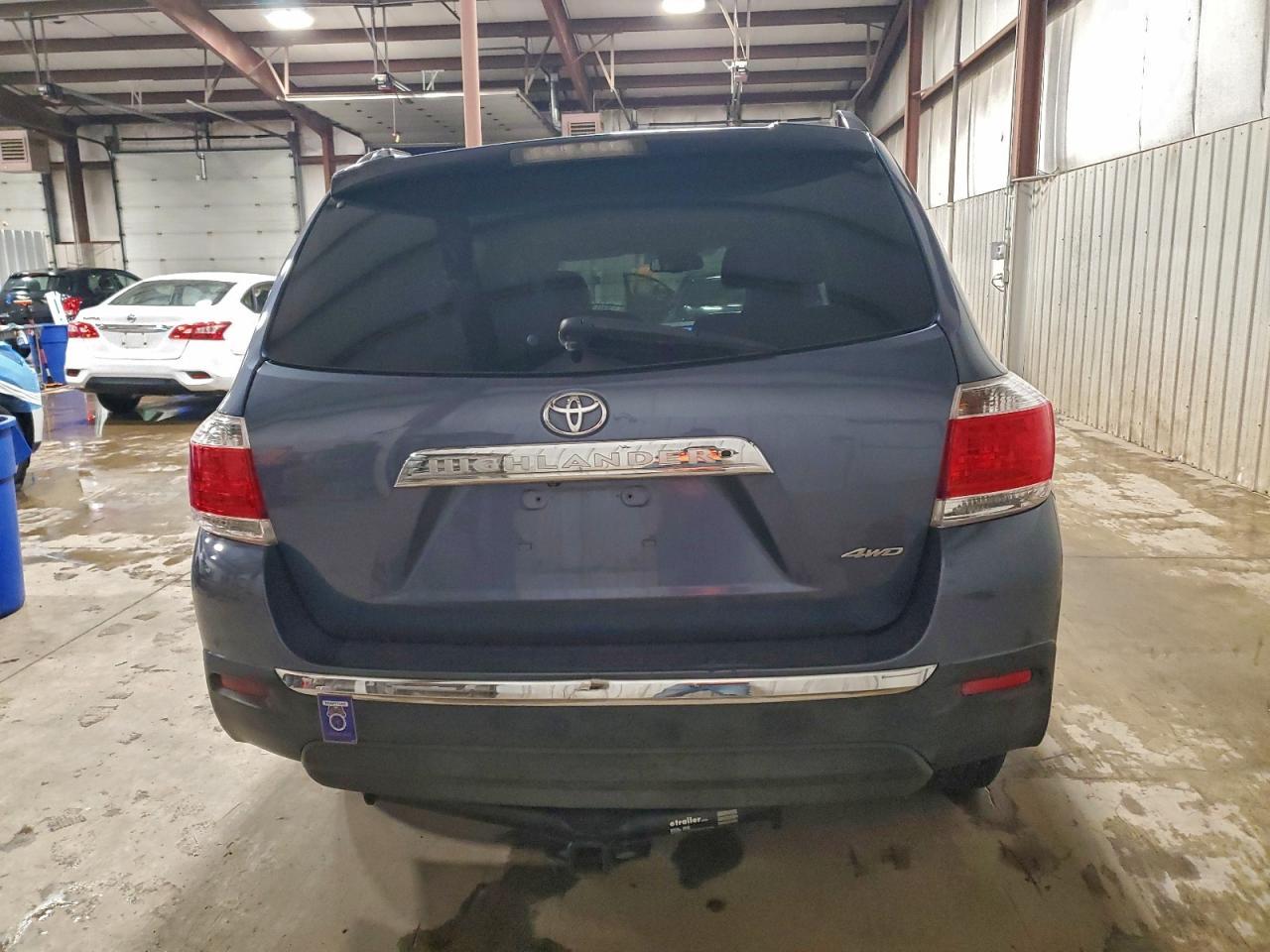 2012 Toyota Highlander Base - Image 6