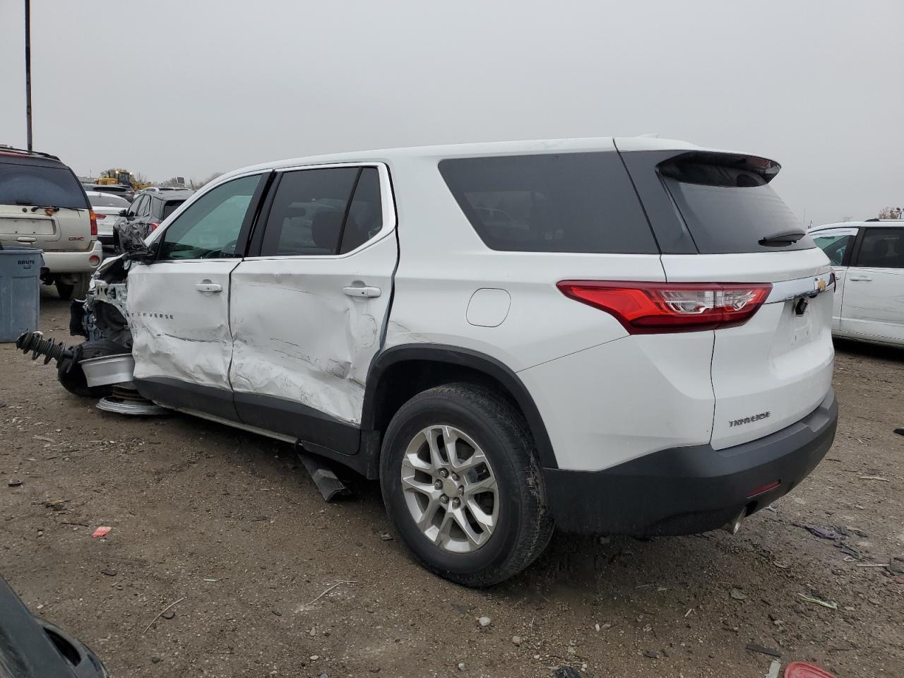 2020 Chevrolet Traverse Ls - Image 2